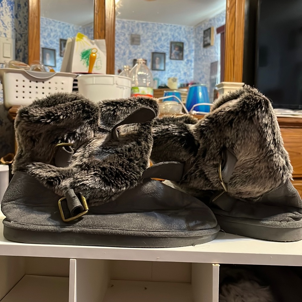 Grey boots